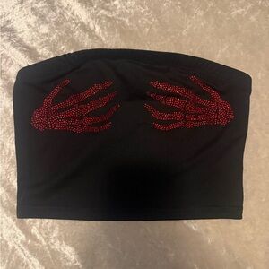 Strapless cropped top